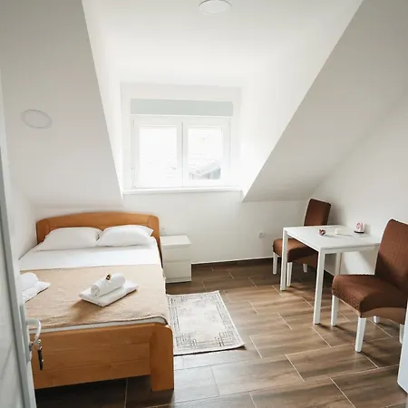 Davidovic Apartment